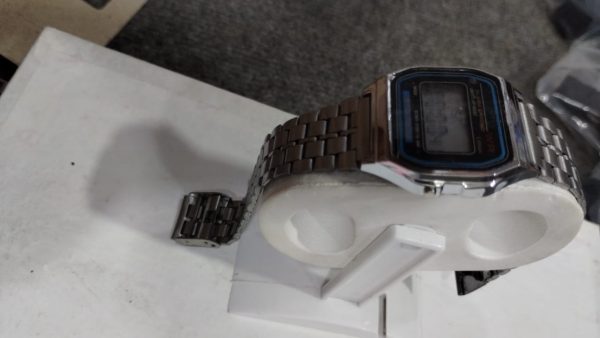 Classic Digital Bracelet Watch – Retro Style Unisex Wristwatch for Men & Women (No Box)