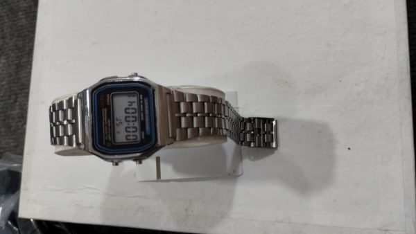 Classic Digital Bracelet Watch – Retro Style Unisex Wristwatch for Men & Women (No Box)