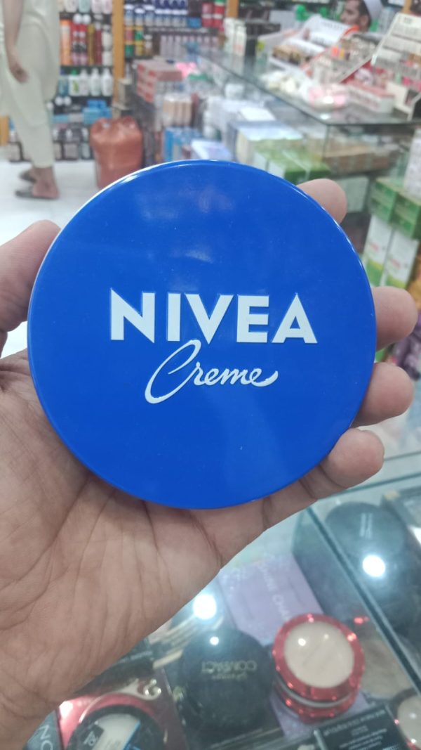 Nivea Tin Cream 150ml – Classic Deep Moisturizing Formula for Soft, Smooth & Nourished Skin