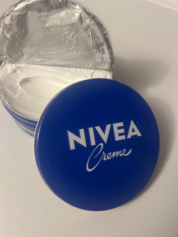 Nivea Tin Cream 150ml – Classic Deep Moisturizing Formula for Soft, Smooth & Nourished Skin