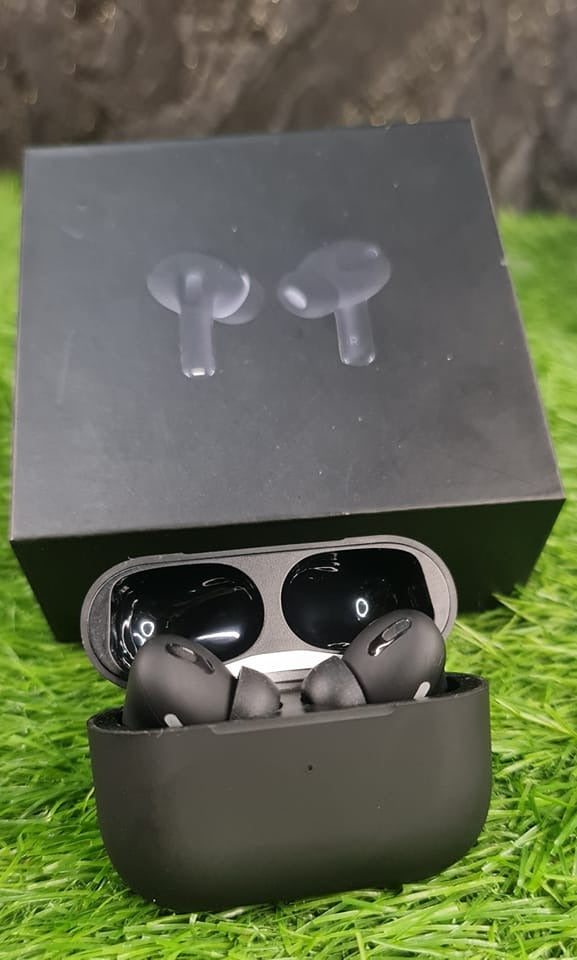 Black Pro 2 TWS Wireless Earbuds – Bluetooth 5.1, Noise Cancelling Earphones with Charging Case